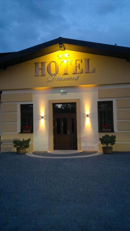 Hotel Diament - Zajazd U Przemka Zgierz Buitenkant foto